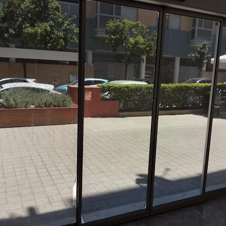 Hostel M Torres Madrid Dış mekan fotoğraf