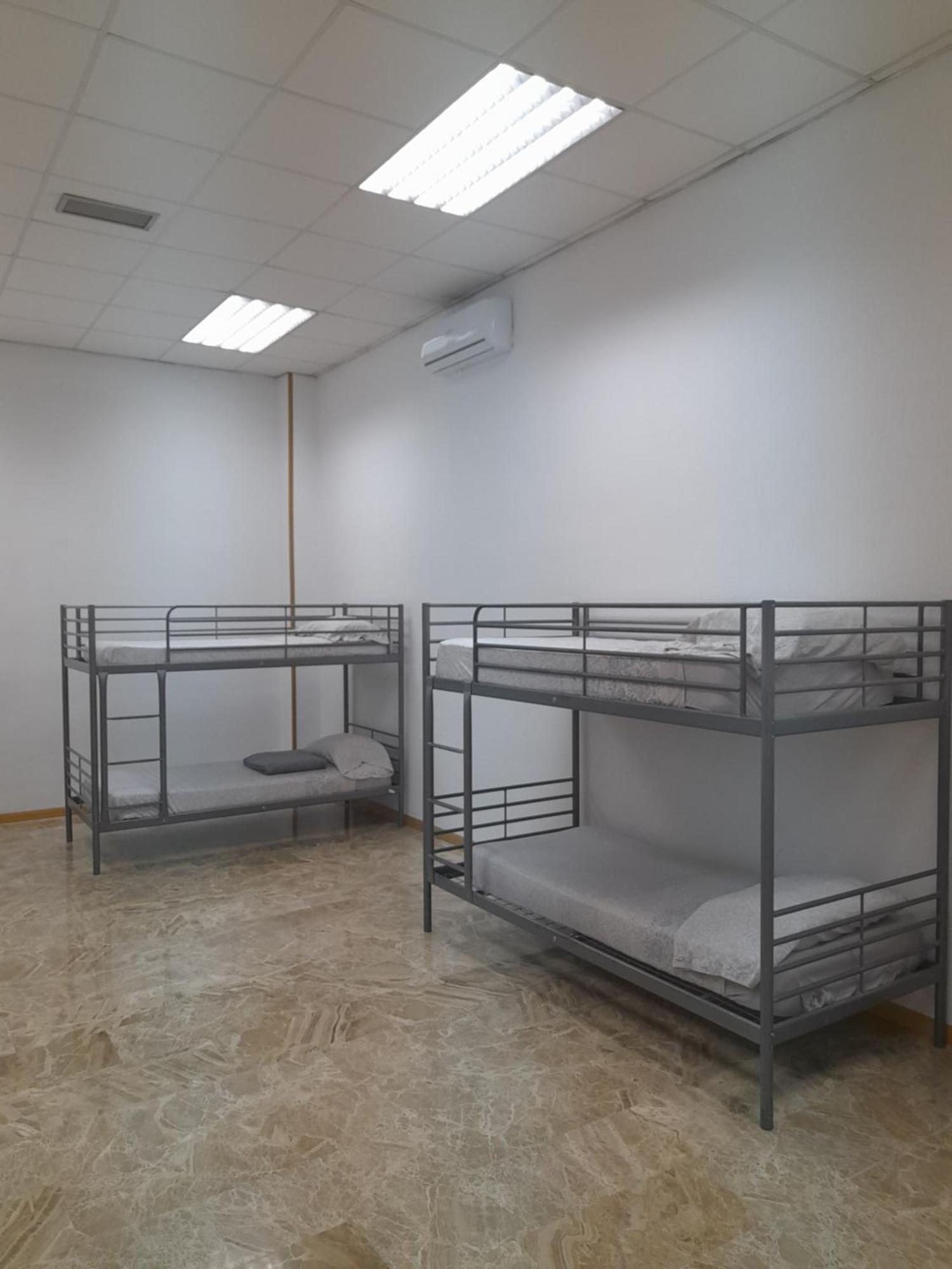 Hostel M Torres Madrid Dış mekan fotoğraf