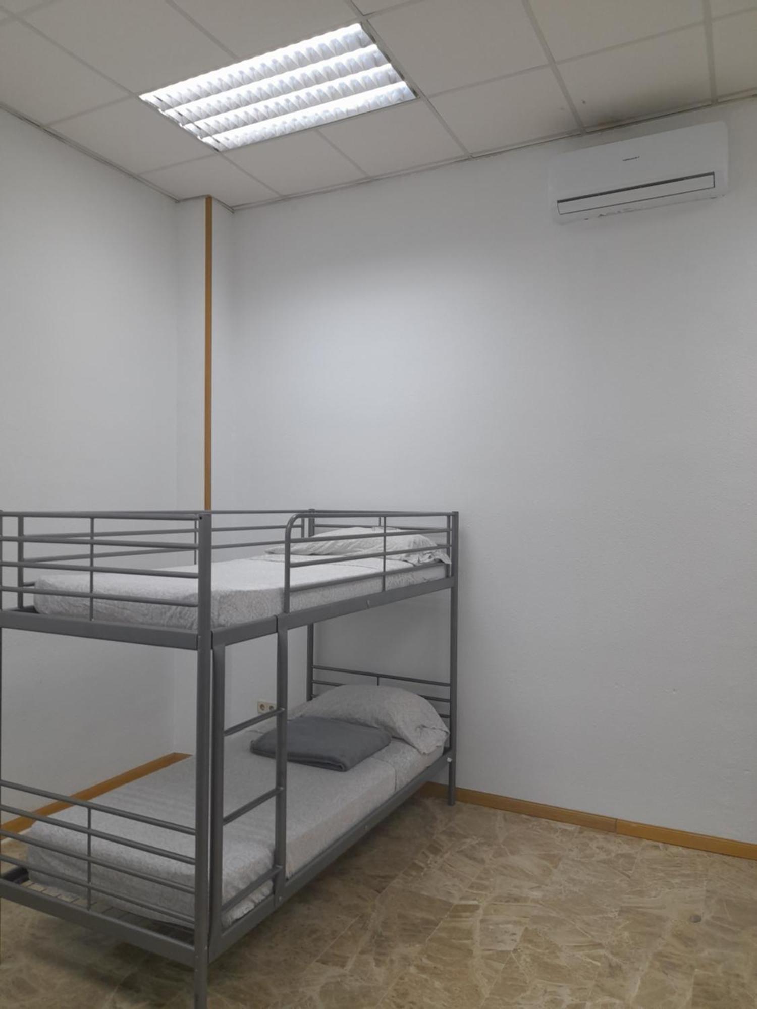 Hostel M Torres Madrid Dış mekan fotoğraf